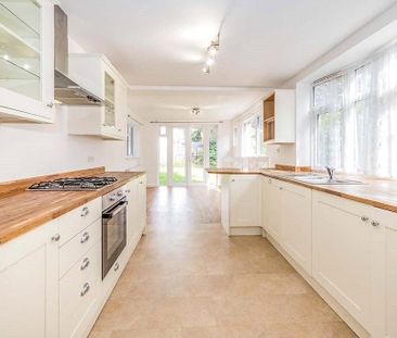 2 bedroom maisonette to rent - Photo 4