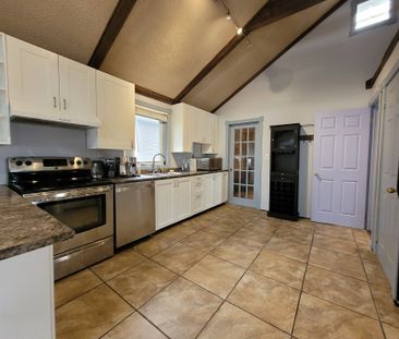 For Lease - 6522 Taylor Street, Niagara Falls, Ontario - Photo 1