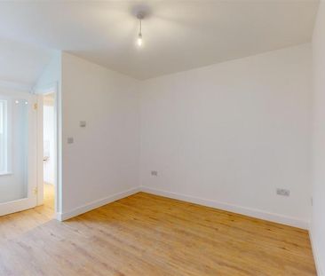 1 bedroom terraced house to rent - Photo 5