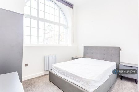 1 bedroom flat to rent - Photo 5