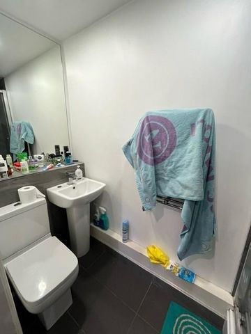 4 bedroom house to rent - Photo 3