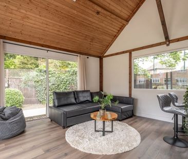 5 bedroom detached house to rent - Photo 3