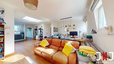 Penthouse for rent - Photo 3