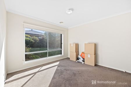 Spacious Family Haven - Photo 5