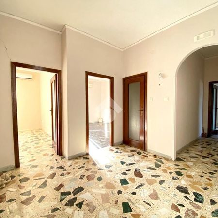 Trilocale in affitto - Photo 3