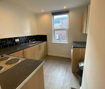 1 bed Flat in West Derby Village , Liverpool, L12 5HJ - Photo 5
