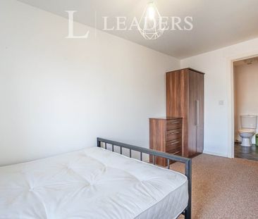 1 bedroom apartment to rent Elmira Way, Salford, Greater Manchester... - Photo 5