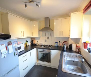 2 bedroom property to rent - Photo 3
