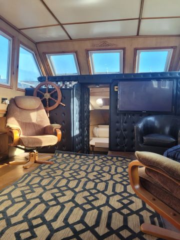 1 Bed House Boat, Rope St, SE16 - Photo 2