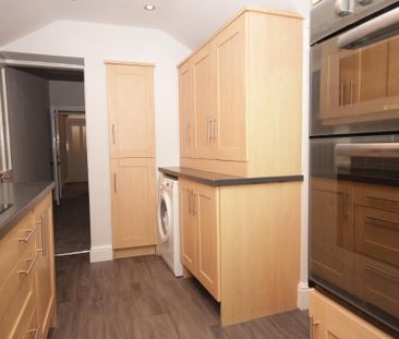 2 bedroom terraced house to rent - Photo 6