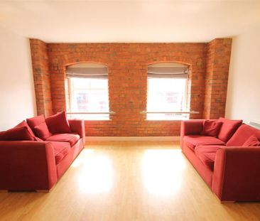 3 bedroom apartment to rent - Photo 2