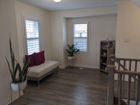 For Lease - 103 Howe Avenue, Toronto, Ontario - Photo 5