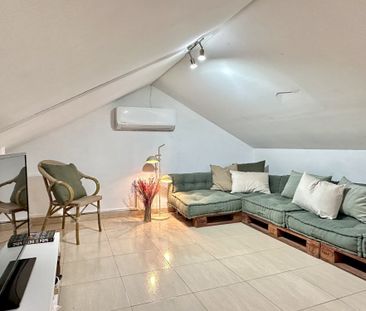 Interior room in Calle Conde de Aranda - Photo 2