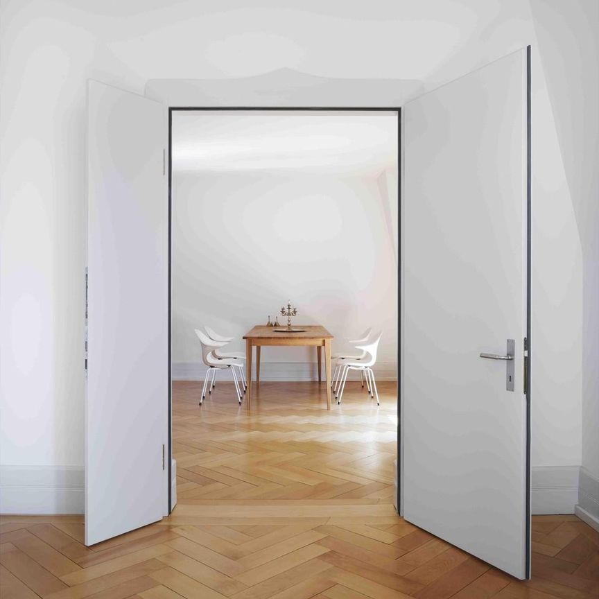 Grosszügige 3-Zimmer-Altbauwohnung mit Charme befristet bis 30.09.... - Photo 1
