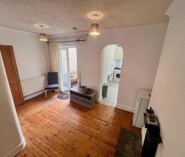 2 bedroom house to rent - Photo 2