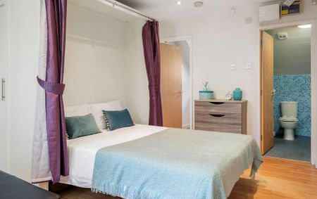 1 bedroom flat to rent - Photo 2