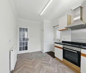 Kennerleigh Walk, Leeds, LS15 - Photo 6