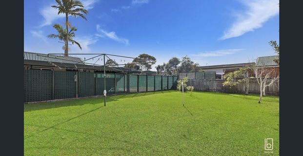 Quiet & Comfortable Home with Sunny Backyard - Water Included - Photo 1