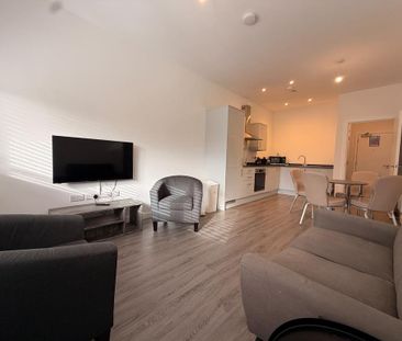 2 bedroom apartment to rent - Photo 1