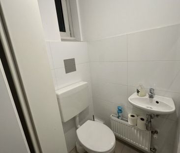 Unbefristete, nicht zentralbegehbare 2 Zimmer Stilaltbau- Wohnung n... - Photo 4