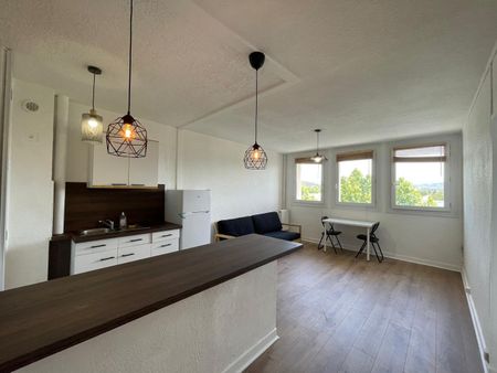 Marignane appartement de type 2 meublé avec cave Centre Ville le parc Camoin la tour avec ascenseur, - Photo 4