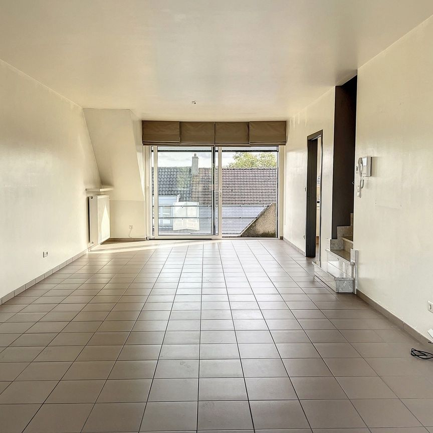 Lichtrijk duplex appartement met terras te Baarle Dorp - Photo 1