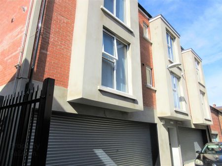 Great Apartment, 101a Rugby Avenue, BT71RG, Belfast - Photo 3