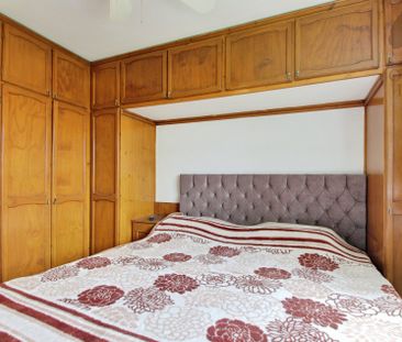 2 bed flat to rent in Blacksmith Row, Slough, SL3 - Photo 5