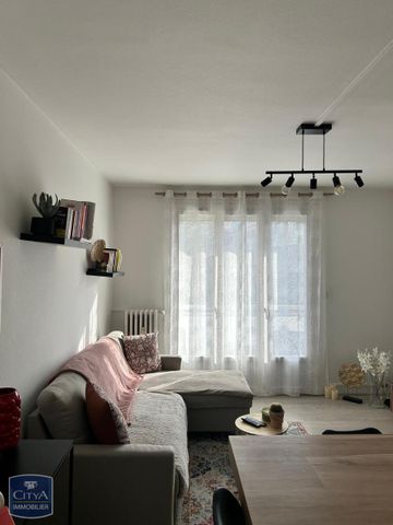 Location Appartement 3 pièces 56m² ST ETIENNE 42100 - Photo 3