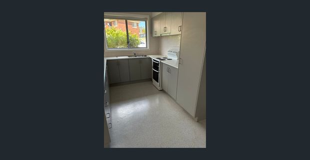 Well-Presented Two-Bedroom Unit Offering Comfort and Convenience - Photo 1