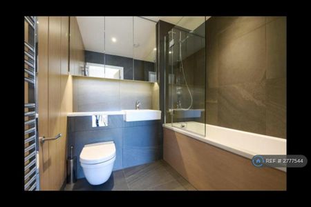 2 bedroom flat to rent - Photo 5