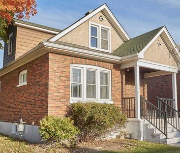 For Lease - 543 Drew Street, Oshawa, Ontario - Photo 2