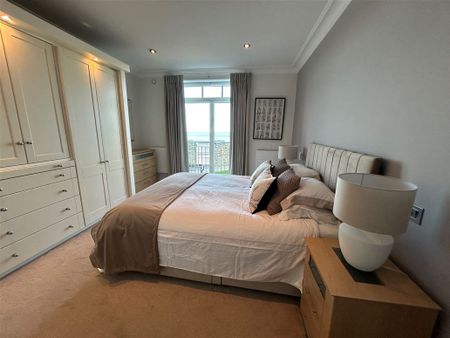 Apt 34 Howth Lodge, Howth, Dublin 13 - Photo 2