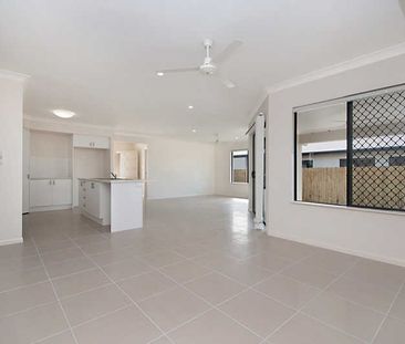 17 Carabeen Court, Mount Low QLD 4818 - House For Rent | Domain - Photo 6