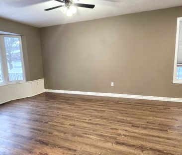 For Lease - 29 Fox Run N/A, Barrie, Ontario - Photo 5