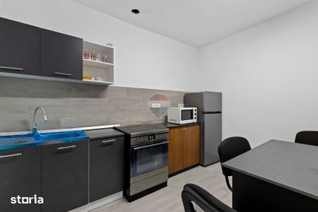 Apartament la casă de inchiriat cu 4 camere și 4 băi Zona Făt-Frumos - Fotografie 2
