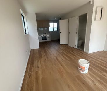 SUNNYVALE, 2 BEDROOMS - Photo 1