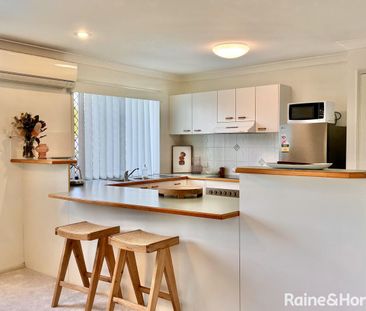 Quiet & comfortable rental 5 mins drive to Indroo shopping center - Photo 6