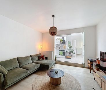 Charmant huis met drie slaapkamers en tuin - Photo 2