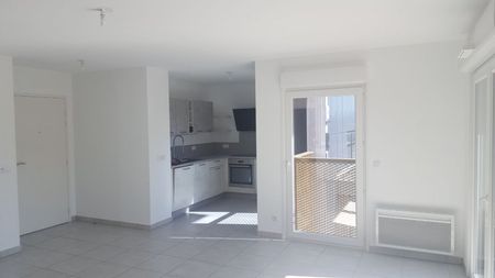 Appartement 3 Pièces 61 m² - Photo 2