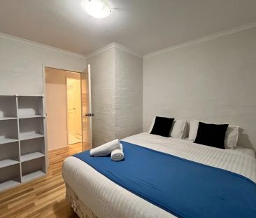 Four Bedroom Fully Furnished Unit Available for 12 Month Lease @$750pw - Photo 3