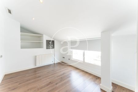 Penthouse for rent with Terrace in Gran Vía (Valencia) - Photo 3