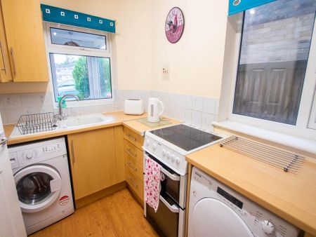 6 bedroom house to rent - Photo 5