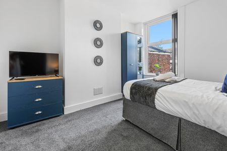 6 Bed Terraced House, Cole Street, CH43 - Photo 5