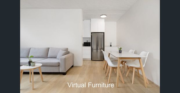 GEM IN THE HEART OF WAVERTON - Photo 1