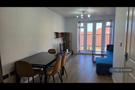 1 bedroom flat to rent - Photo 2