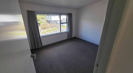 Stylish Flat in Tawa with Modern Amenities - Photo 4