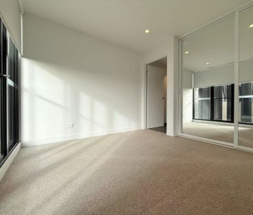 Preston's Best at Your Doorstep - Brilliant Location, Stylish Space... - Photo 3