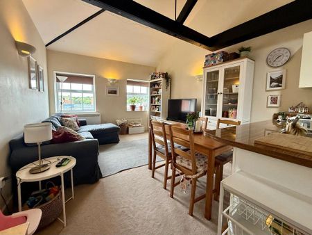 2 bedroom apartment to rent - Photo 3