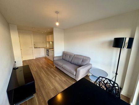 1 bedroom flat to rent - Photo 2